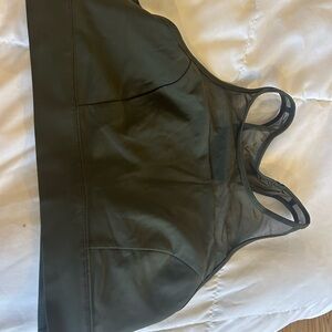 Lululemon Women’s Racer back Olive  Mesh Sports Bra size 6